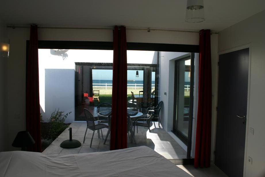 Gites "Bord De Mer" Pmr Ou "Arromanches" 2 Chambres En Front De Mer A Asnelles , 3Km D'Arromanches, 10Km De Bayeux Saint-Come-de-Fresne Экстерьер фото