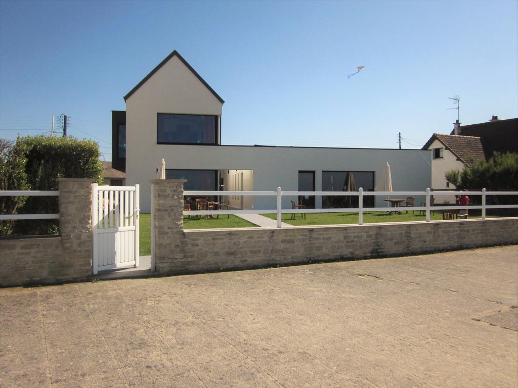 Gites "Bord De Mer" Pmr Ou "Arromanches" 2 Chambres En Front De Mer A Asnelles , 3Km D'Arromanches, 10Km De Bayeux Saint-Come-de-Fresne Экстерьер фото